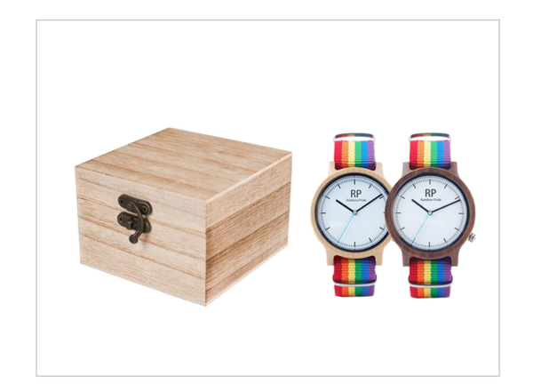 Orologio in legno LGBT